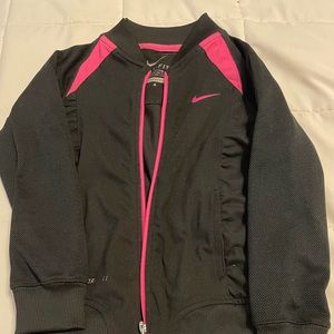 Girls size 4 dry fit Nike jacket